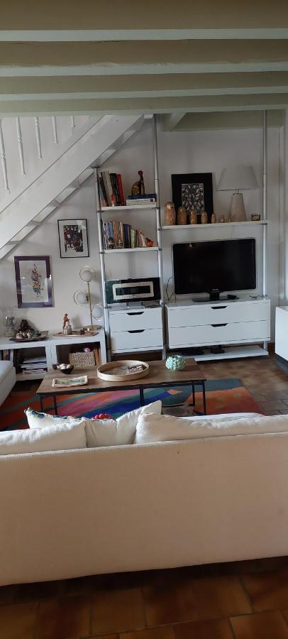 Etxe Laminak Bed & Breakfast Sisteron Exterior photo